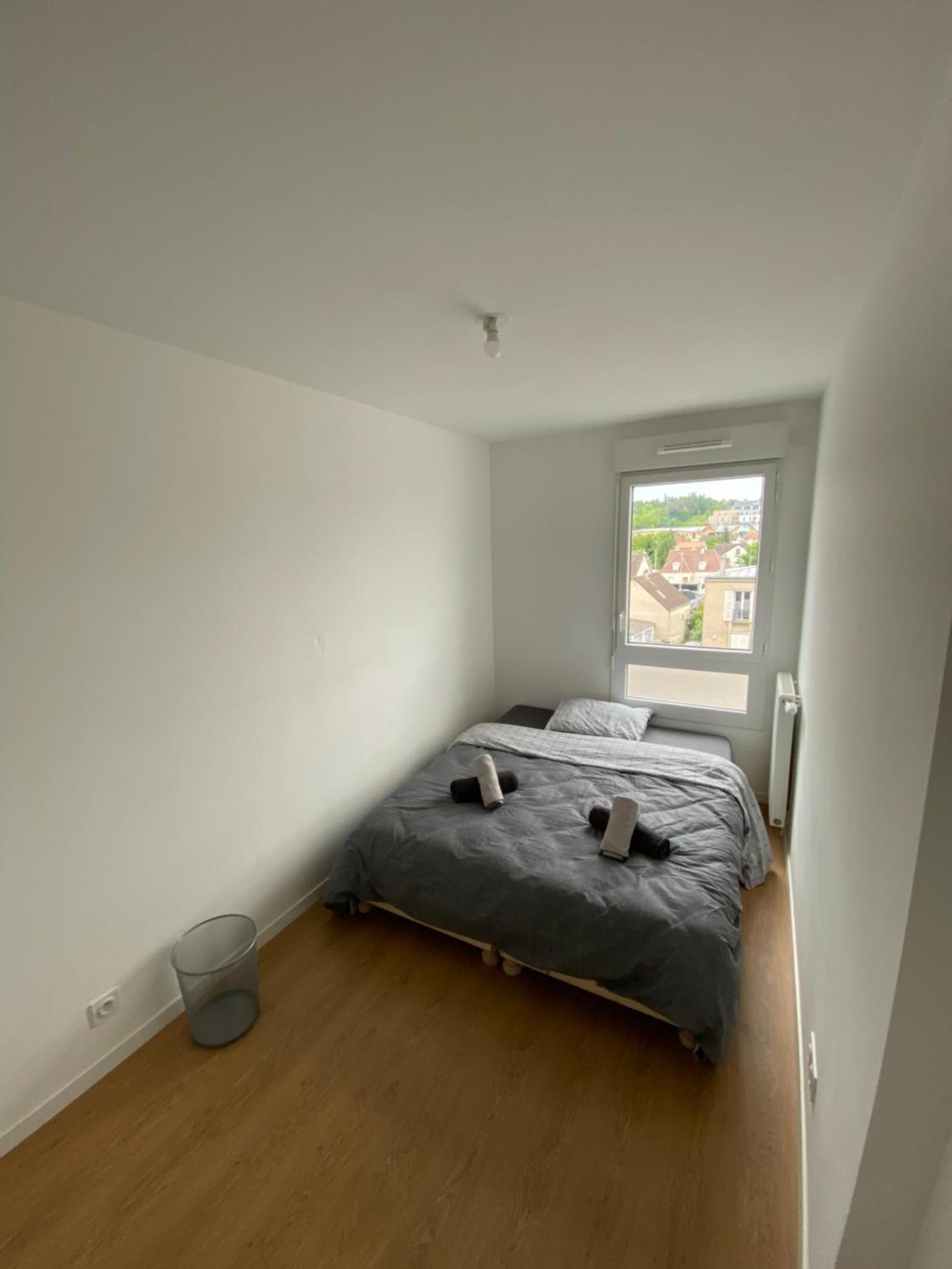 Charme Citadin Apartment Villemomble
